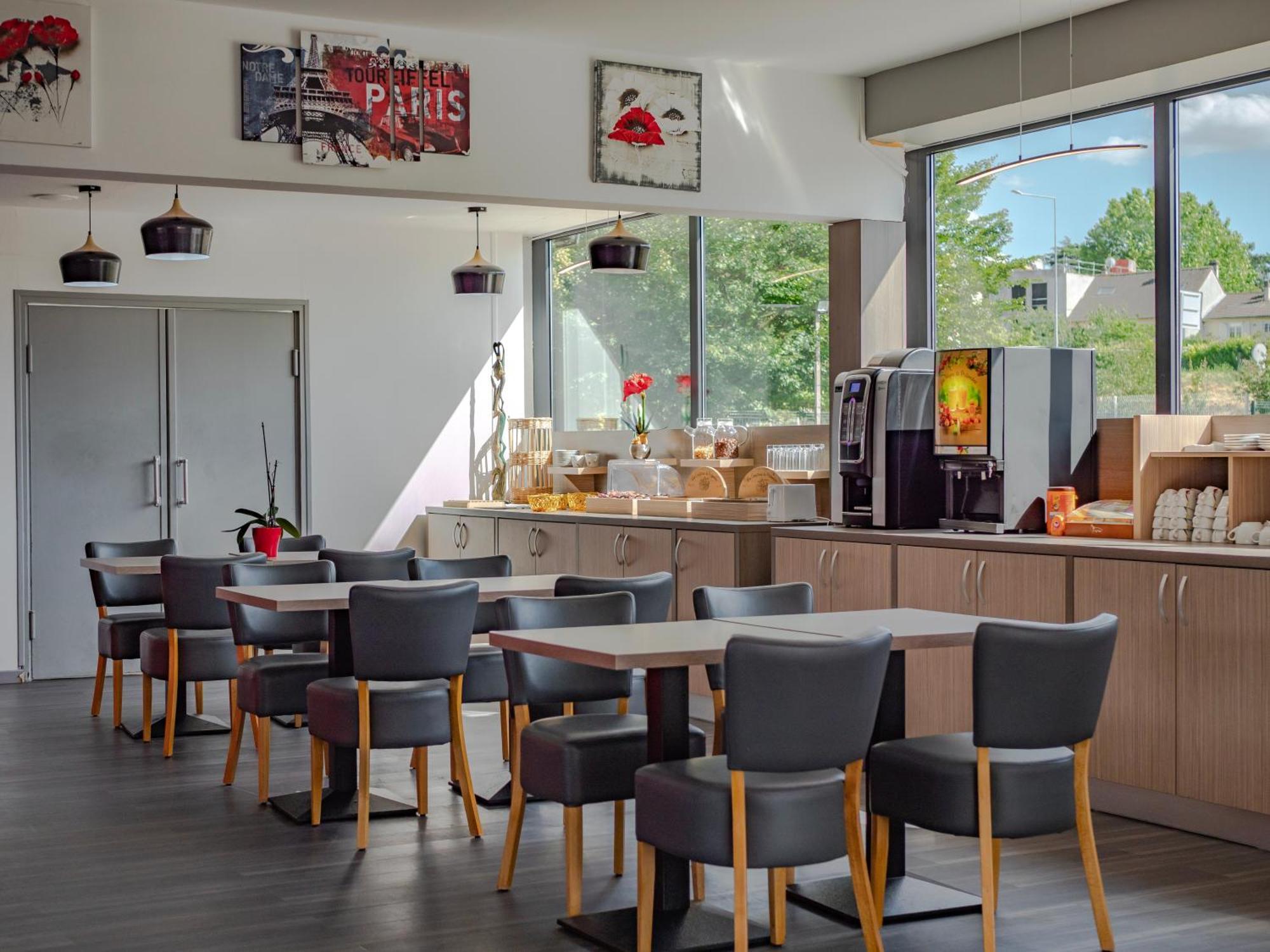 Hotel Restaurant Les Jardins D'Épône 외부 사진
