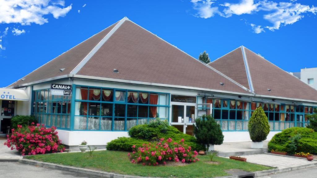 Hotel Restaurant Les Jardins D'Épône 외부 사진